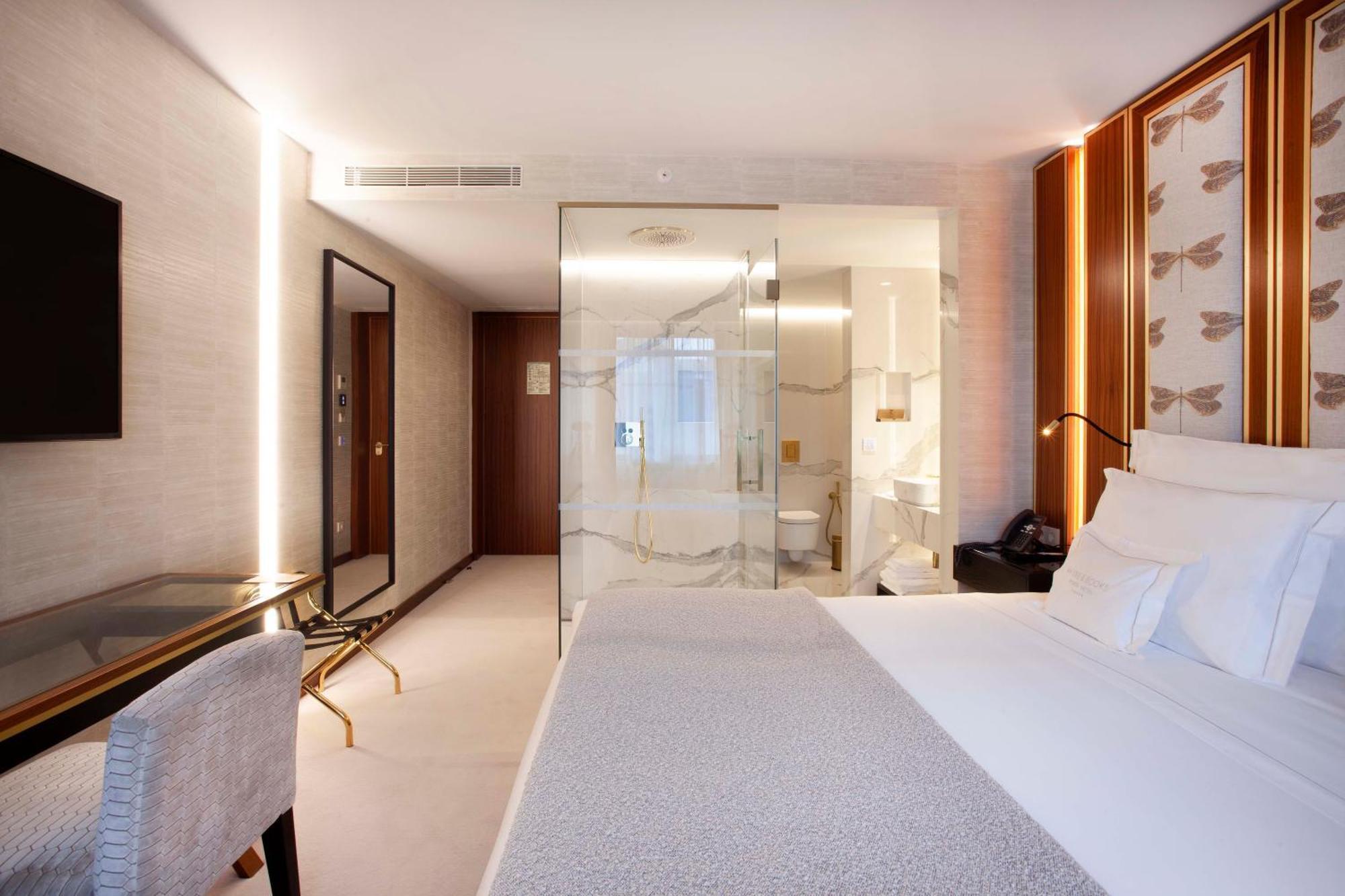 Wine & Books Porto Hotel Chambre photo A room at the hotel